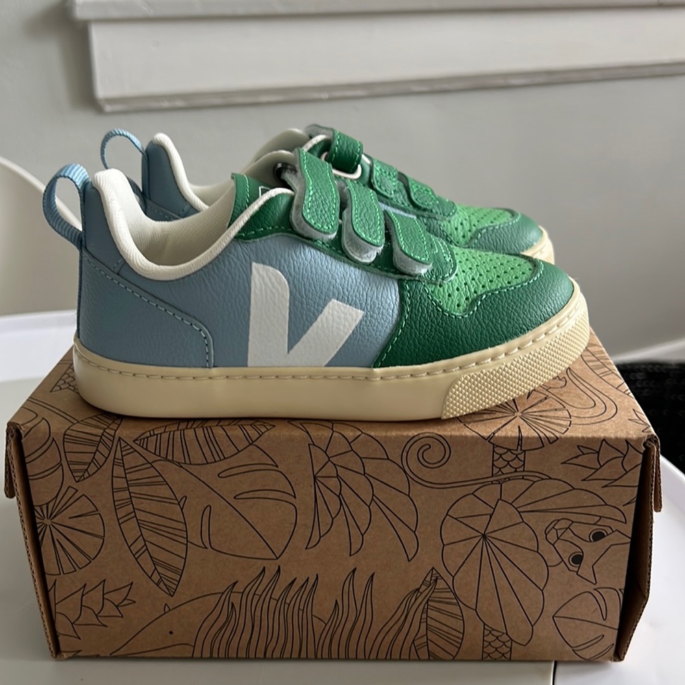 Veja Kids & The Animals Observatory Sneakers